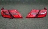 Тюнинг стоп сигналы в стиле Lexus на Toyota Camry 40 2006-2011г. красно-черные